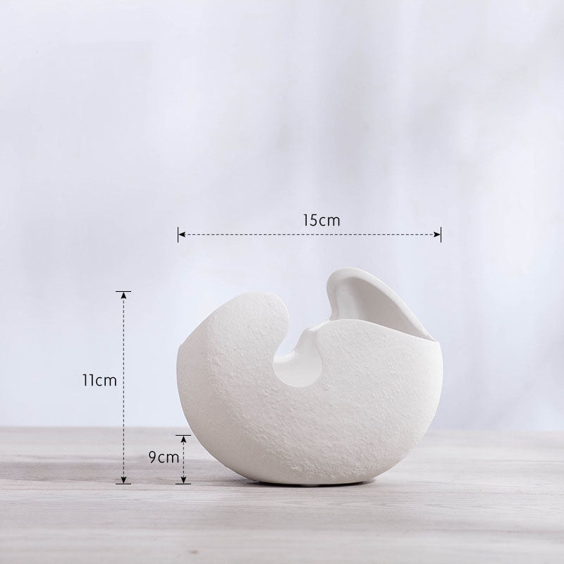 Egg Shell Vase