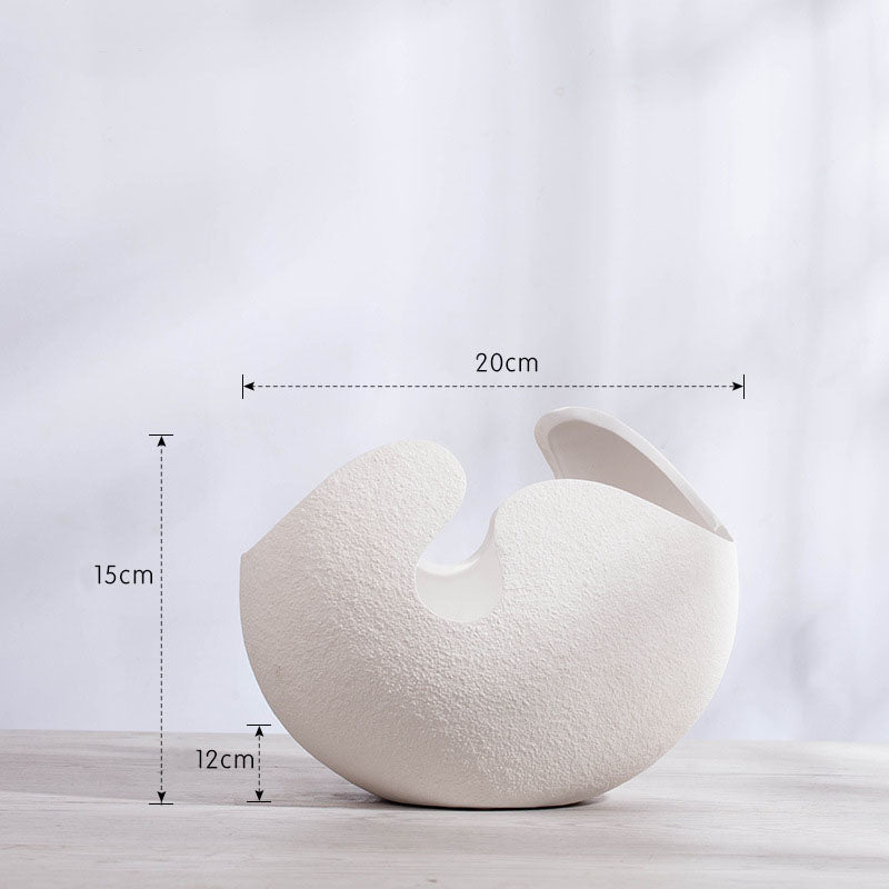 Egg Shell Vase