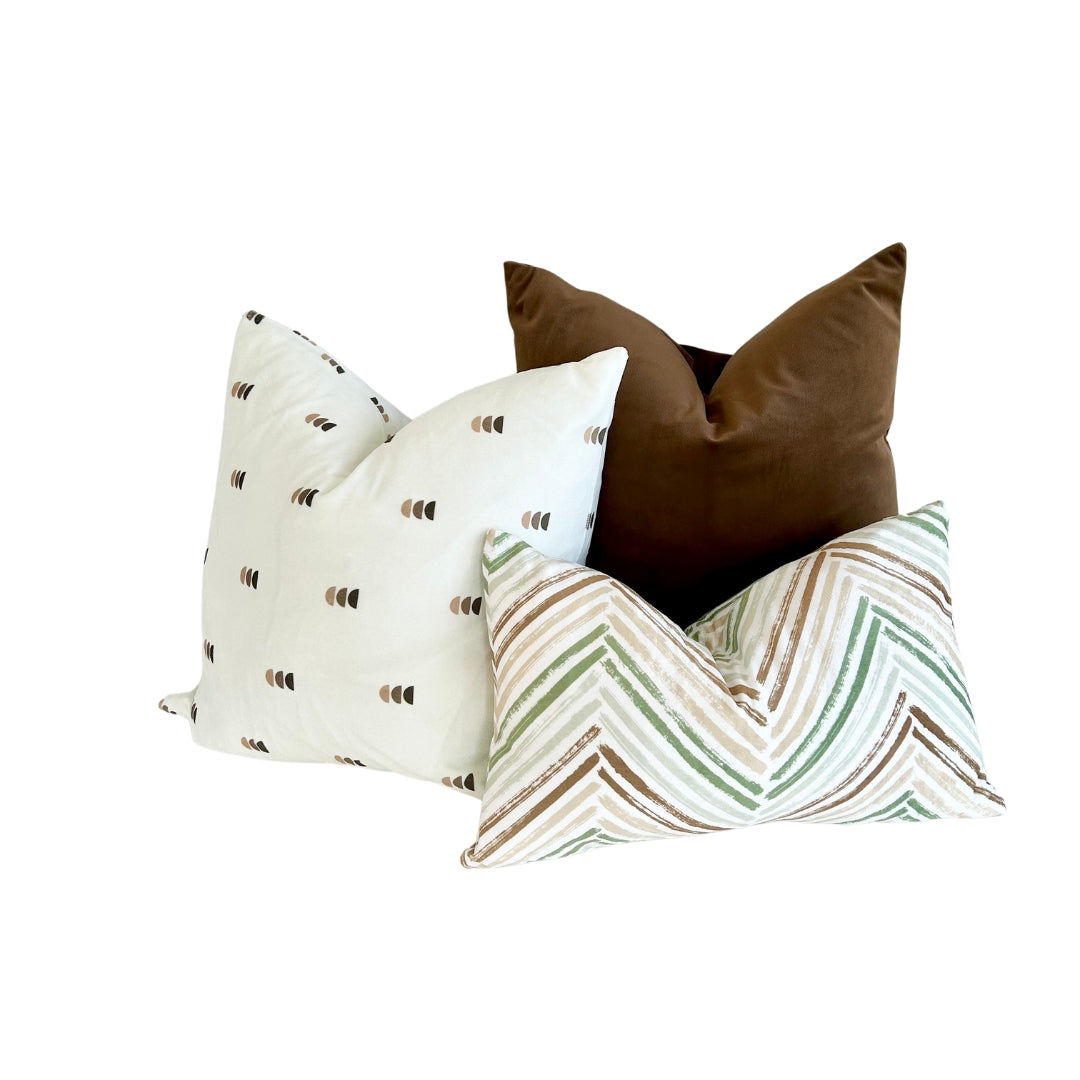 Geometric Dots Throw Pillow 20"