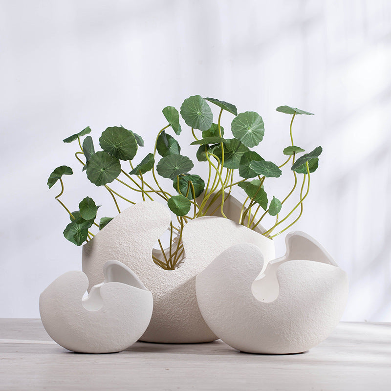 Egg Shell Vase