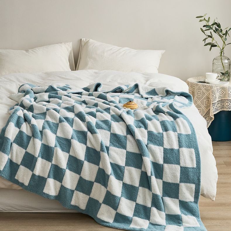 Checkerboard Retro Plush Throw Blanket