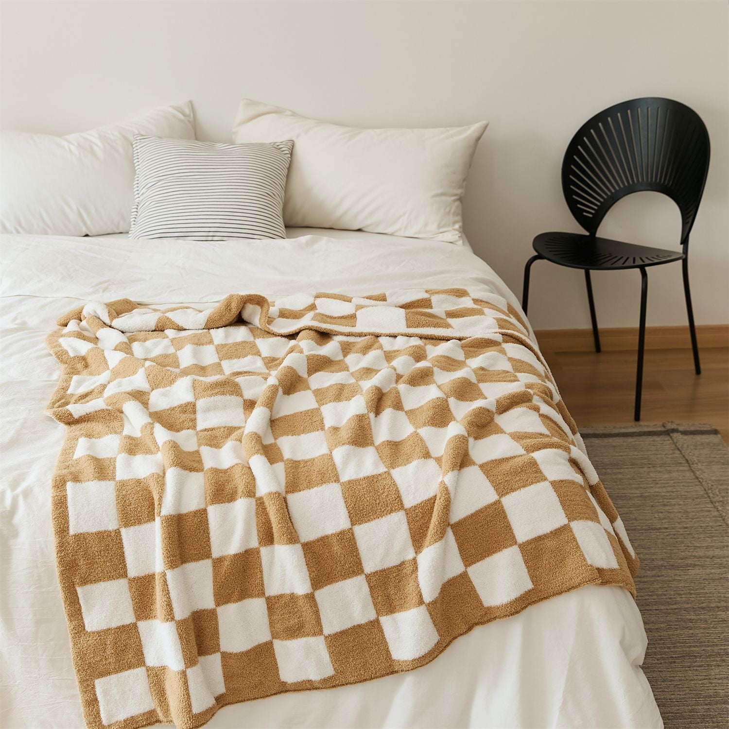 Checkerboard Retro Plush Throw Blanket