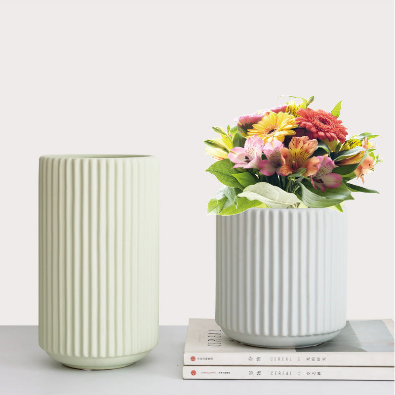 Color Ribbed Vase